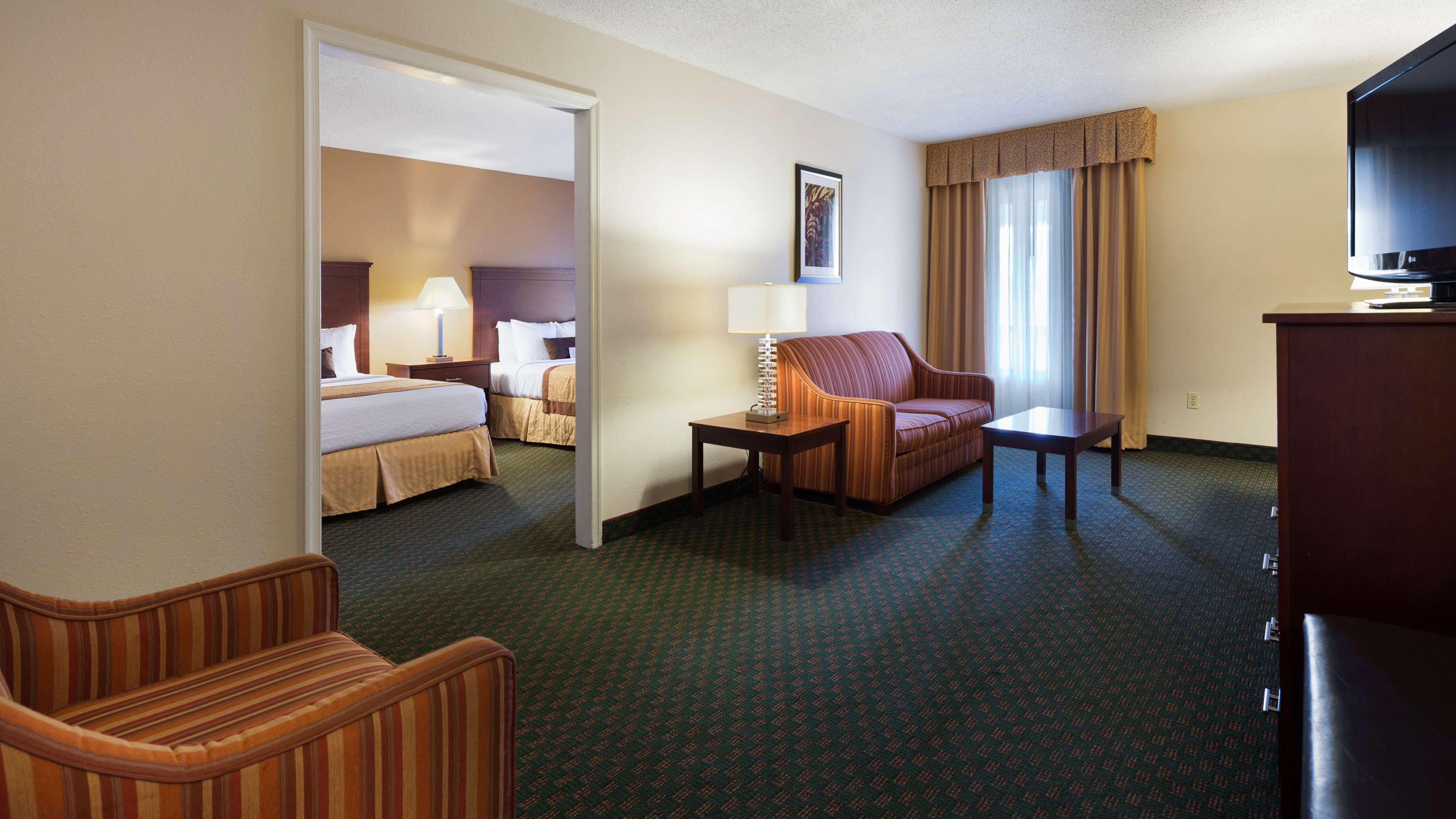 Best Western Plus Governor'S Inn Richmond Midlothian Bagian luar foto