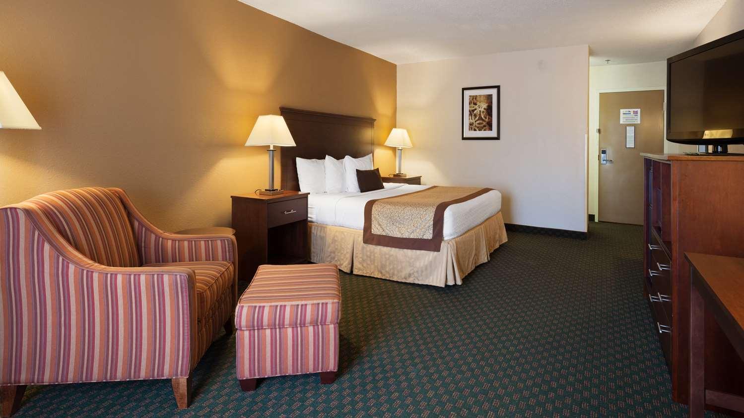 Best Western Plus Governor'S Inn Richmond Midlothian Bagian luar foto