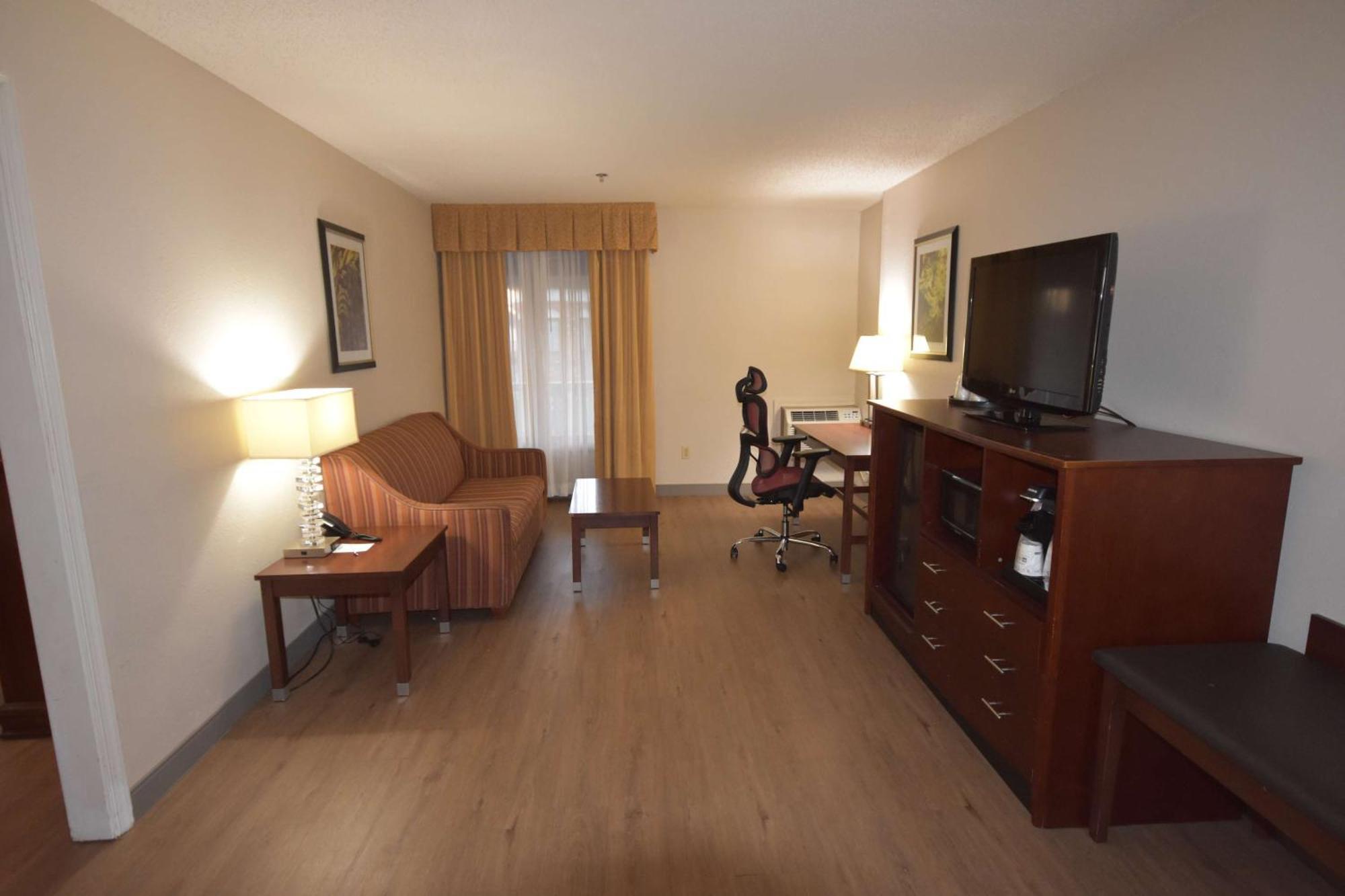 Best Western Plus Governor'S Inn Richmond Midlothian Bagian luar foto