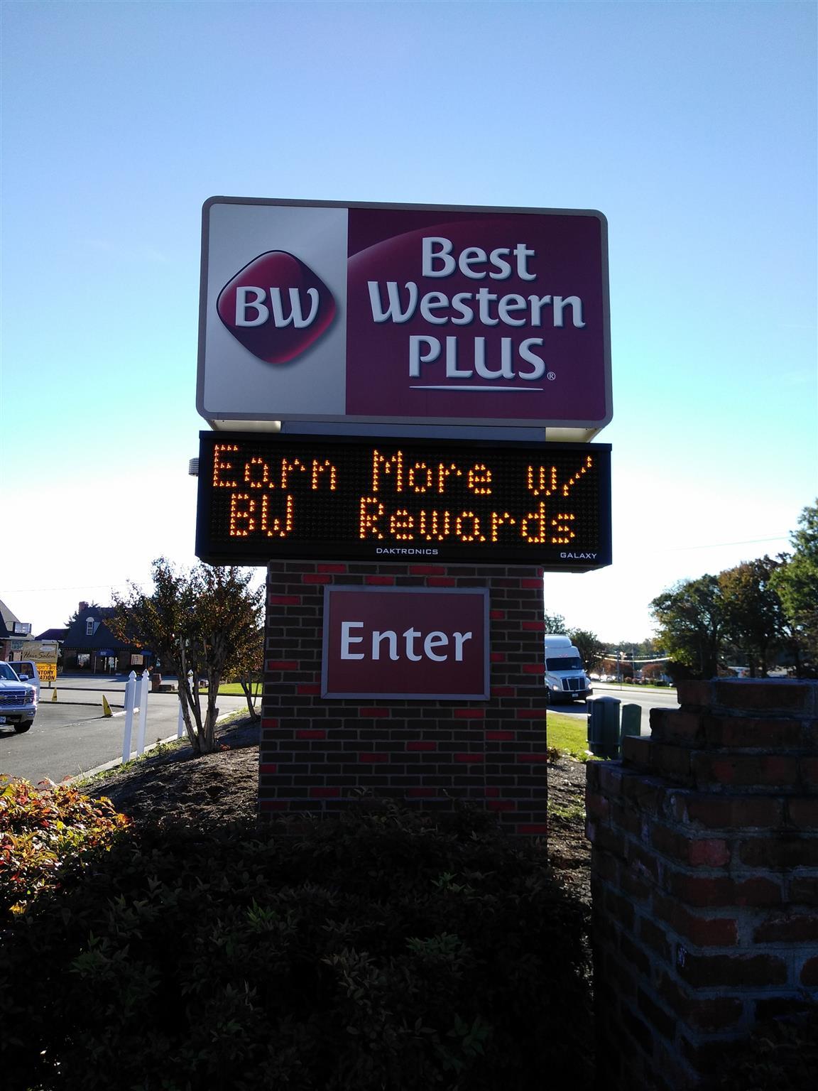 Best Western Plus Governor'S Inn Richmond Midlothian Bagian luar foto