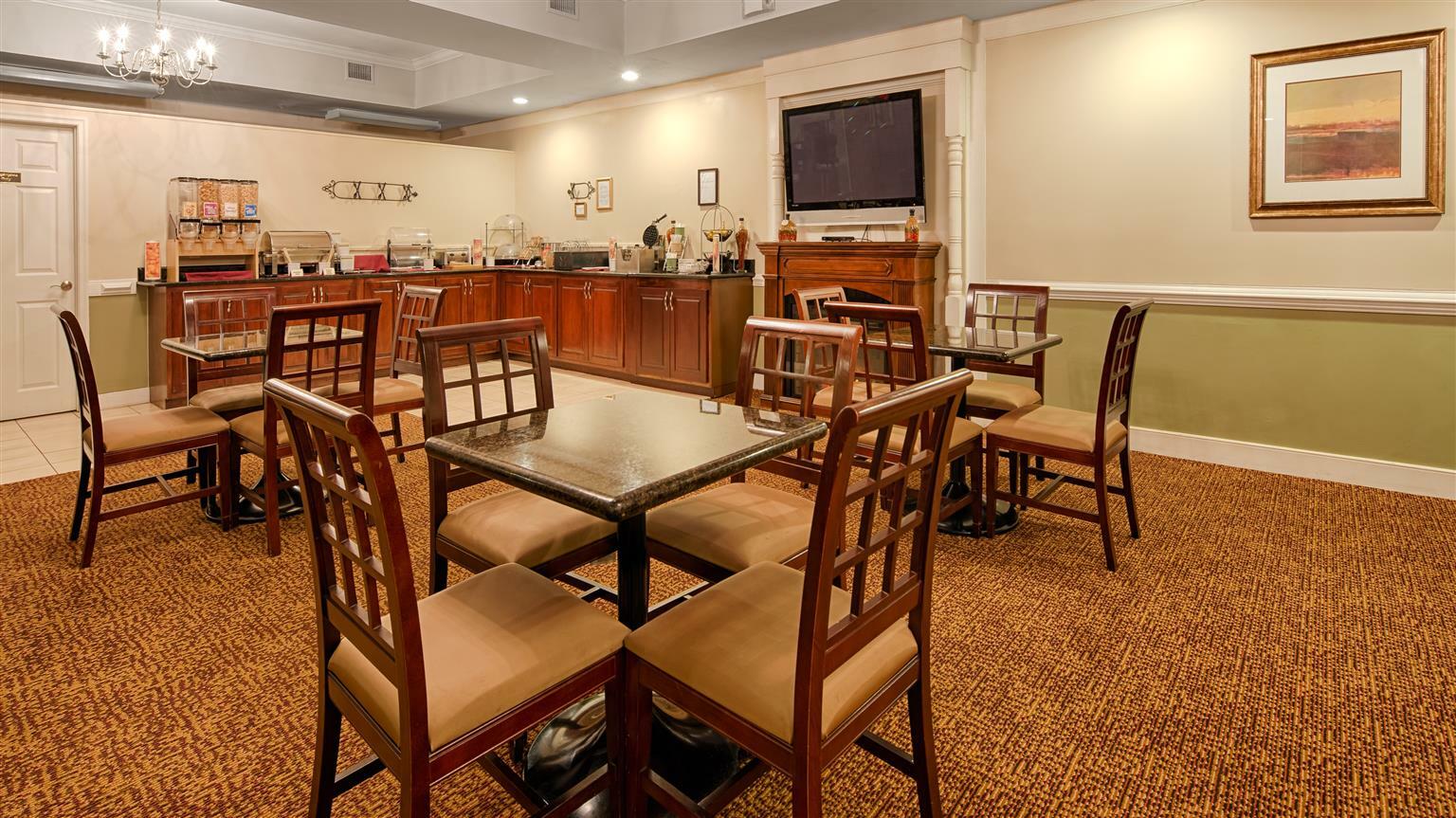 Best Western Plus Governor'S Inn Richmond Midlothian Bagian luar foto